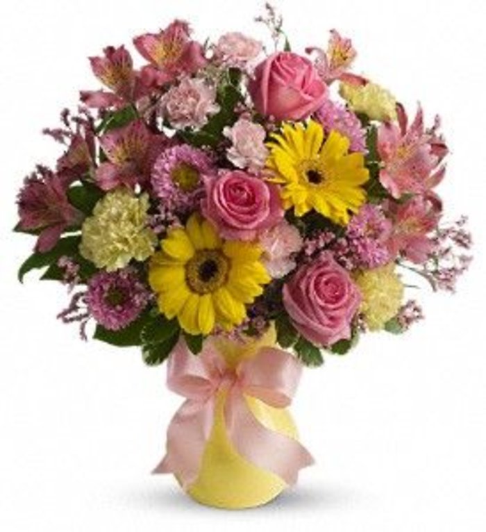Teleflora\'s Darling Dreams Bouquet